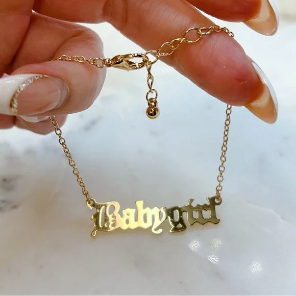 Babygirl gold bracelet 6” to 7” old english - Picture 4 of 5